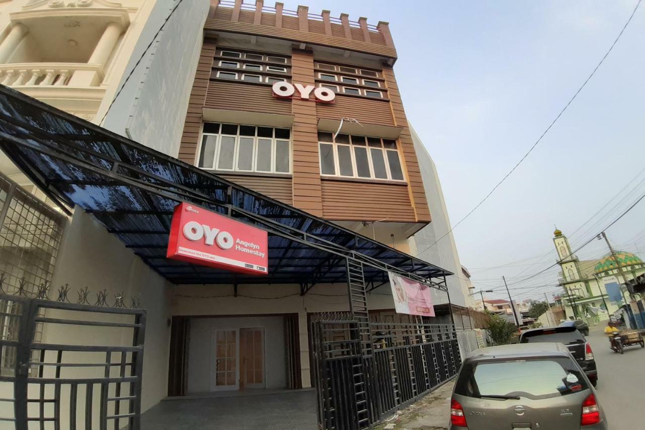 Oyo 1053 Angelyn Home Stay Medan Exterior foto